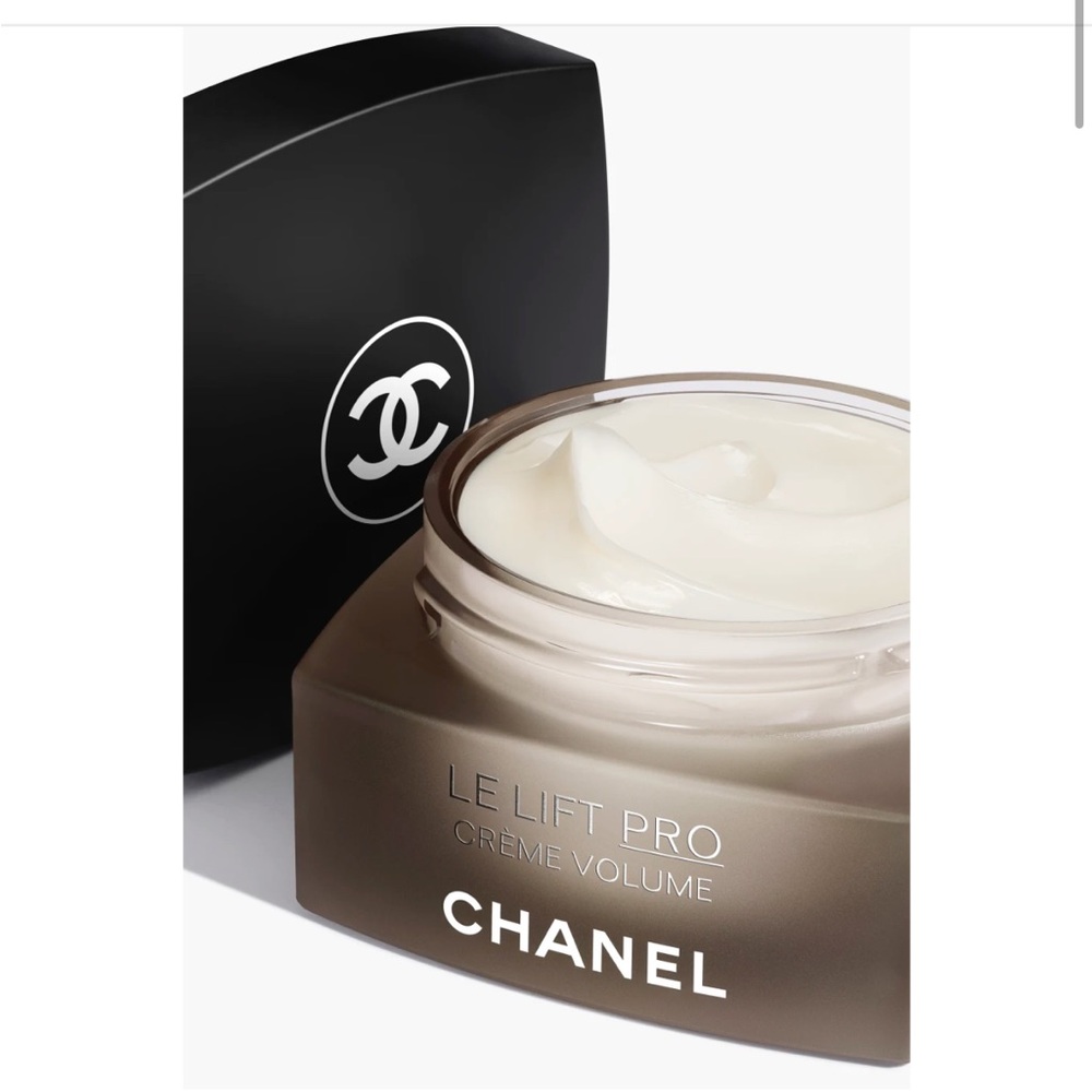 * Final Price * CHANEL Le Lift Pro Volume Cream. 50g NIB Sealed